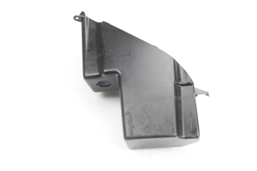 photo de scatola dei guanti PEUGEOT CITYSTAR 50 (2013 - 2017) - Dettagli dei punti di fissaggio