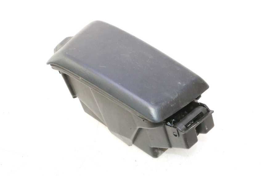 photo de PORTAOGGETTI HONDA FJS SILVER WING SILVERWING 400 (2005 - 2008) - Primo piano tecnico