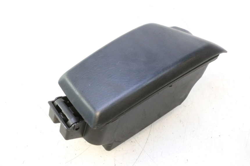 photo de PORTAOGGETTI HONDA FJS SILVER WING SILVERWING 400 (2005 - 2008) - Dettaglio del componente