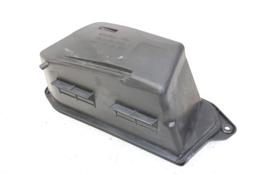 photo de PORTAOGGETTI HONDA FORZA 125 (2021 - 2025) - Zoom sullo stato d'uso