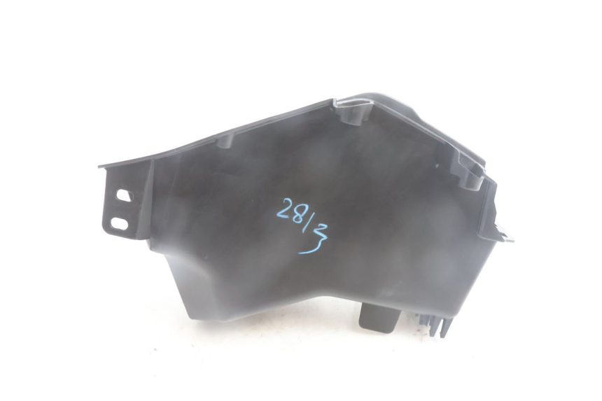 photo de PORTAOGGETTI YAMAHA N-MAX NMAX 125 (2021 - 2024) - Altra angolazione