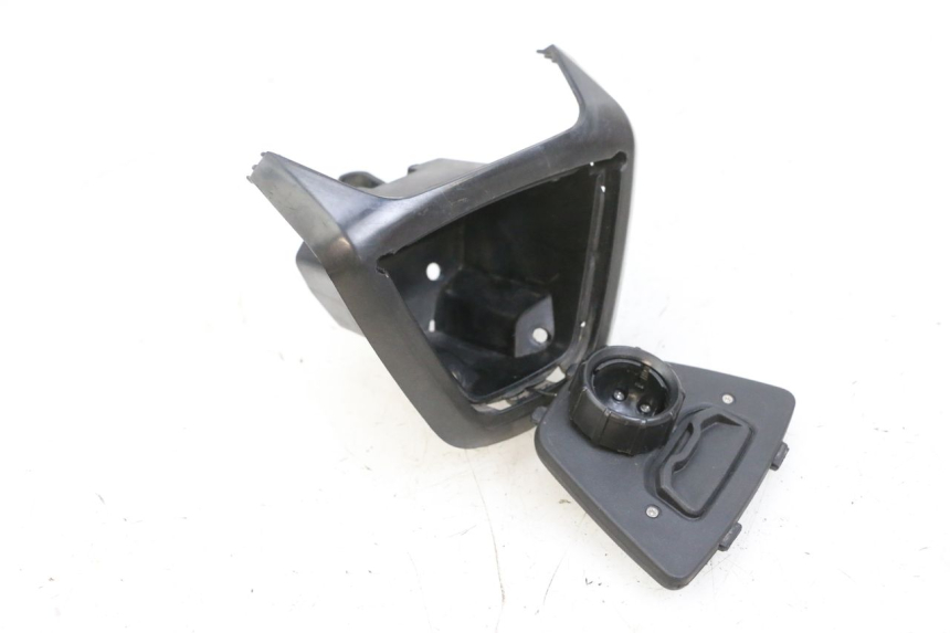 photo de PORTAOGGETTI PEUGEOT SPEEDFIGHT 4 4T EFI 50 (2021 - 2025) - Vista principale