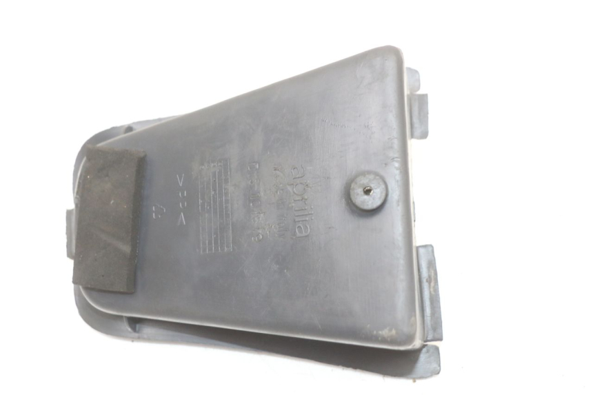 photo de PORTAOGGETTI APRILIA SR CARB LC 2T 50 (2004 - 2012) - Altra angolazione