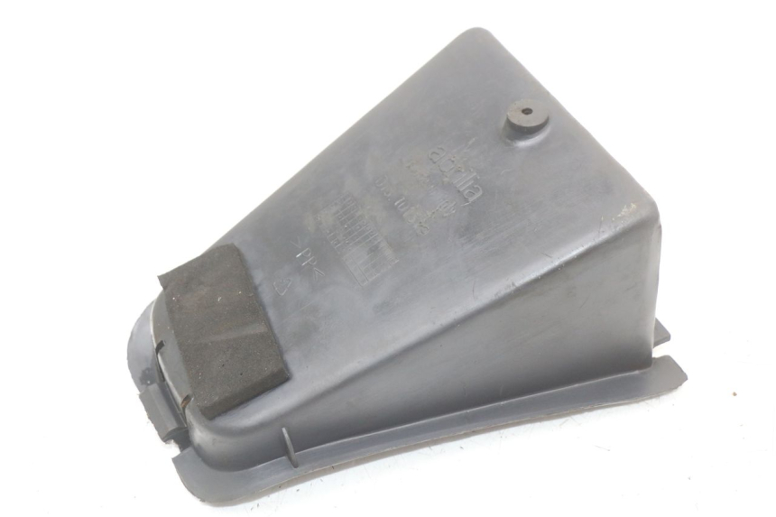 photo de PORTAOGGETTI APRILIA SR CARB LC 2T 50 (2004 - 2012) - Primo piano tecnico