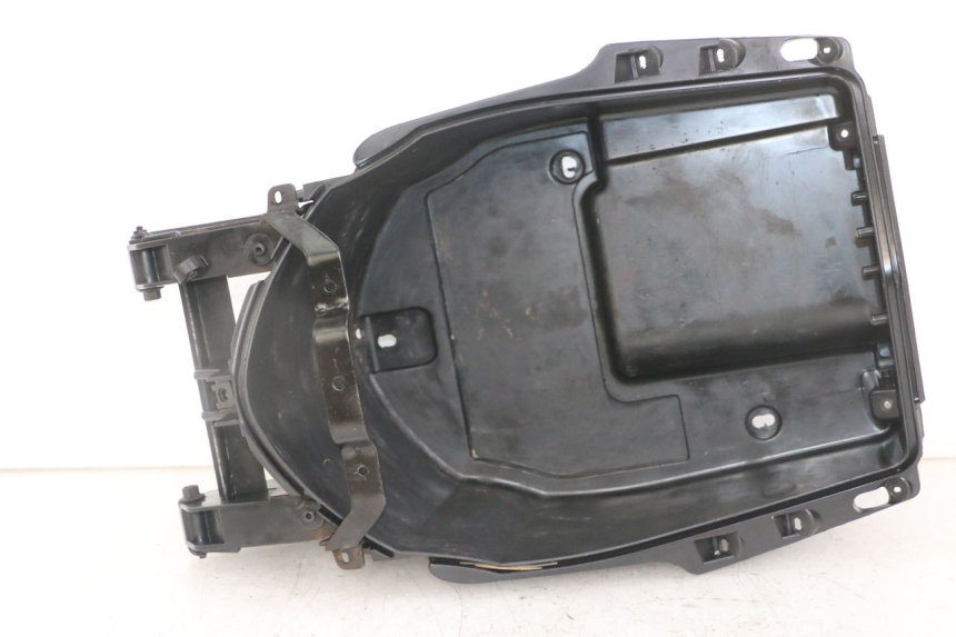 photo de SCATOLA PORTAOGGETTI PEUGEOT VIVACITY NEW 4T 50 (2008 - 2017) - Vista principale