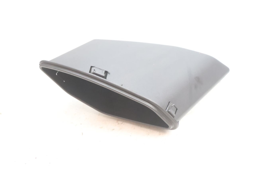 photo de scatola dei guanti PIAGGIO X9 EVOLUTION 125 (2003 - 2007) - Primo piano tecnico