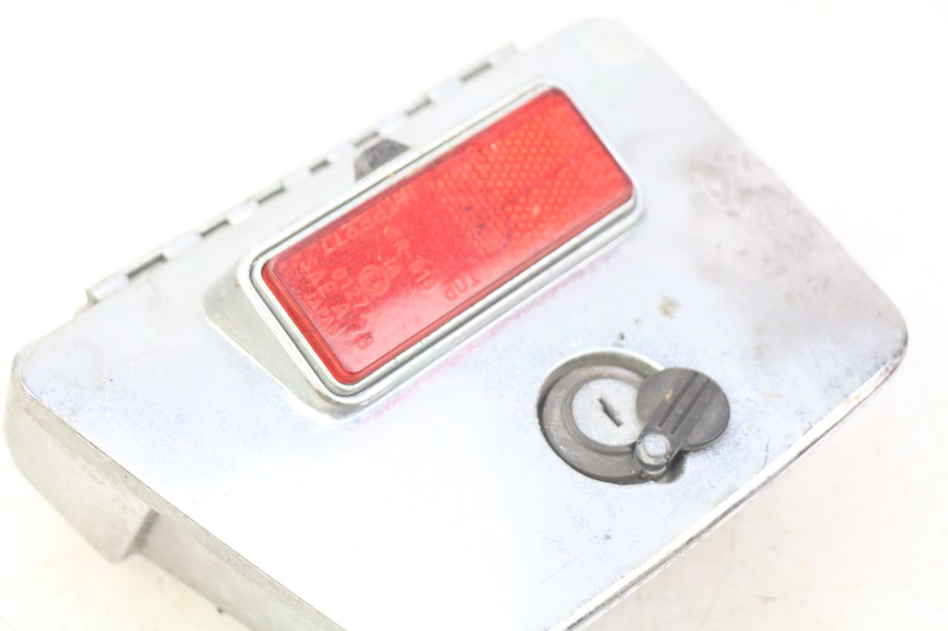 photo de SCATOLA PORTAOGGETTI YAMAHA XV VIRAGO 750 (1984 - 1998) - Vista d'insieme del prodotto