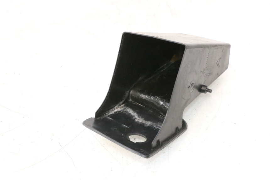 photo de PORTAOGGETTI YAMAHA YP MAJESTY 125 (2002 - 2006) - Primo piano tecnico