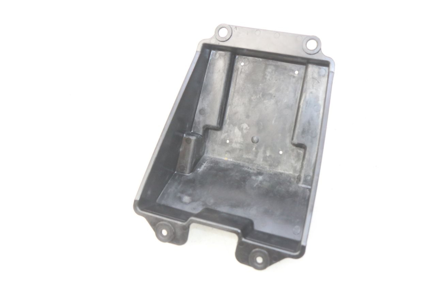 photo de SCATOLA PORTAOGGETTI KAWASAKI ZZR 600 (1995 - 2004) - Vista principale