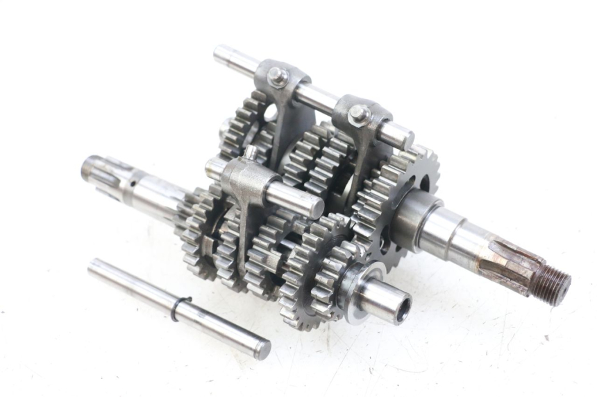 photo de SCATOLA DEL CAMBIO HYOSUNG GV AQUILA 125 (2000 - 2009) - Dettaglio del componente