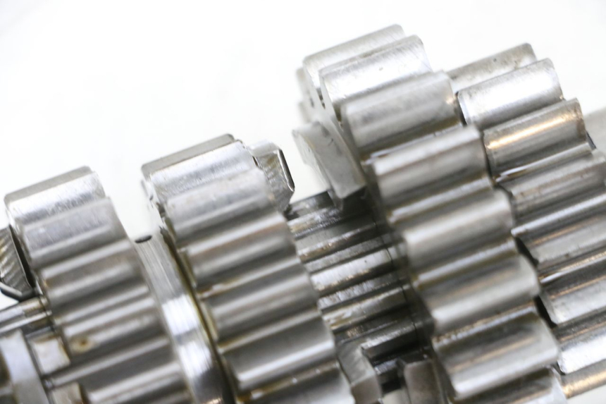 photo de CAMBIO MV AGUSTA BRUTALE R WALLY 910 (2008 - 2008) - Zoom sullo stato d'uso