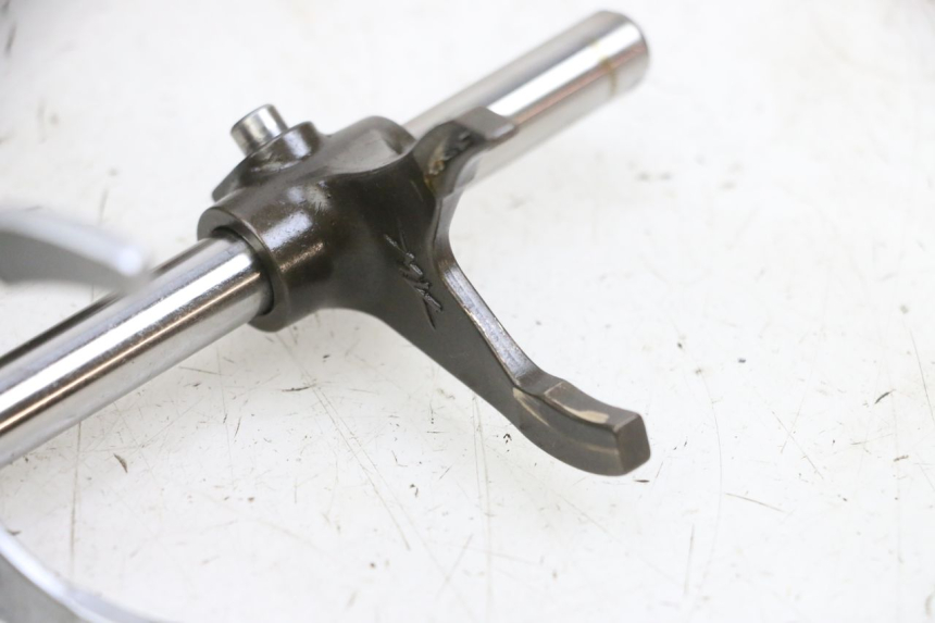 photo de CAMBIO MV AGUSTA BRUTALE R WALLY 910 (2008 - 2008) - Zoom sui componenti