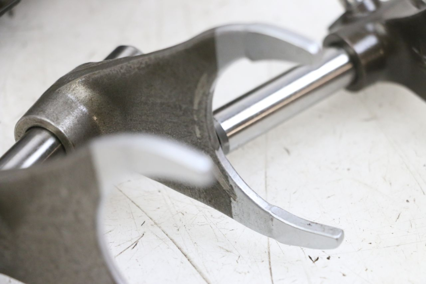 photo de CAMBIO MV AGUSTA BRUTALE R WALLY 910 (2008 - 2008) - Primo piano ad alta risoluzione