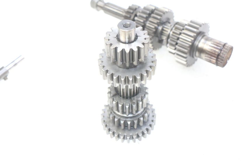 photo de CAMBIO ROYAL ENFIELD BULLET CLASSIC 500 (2017 - 2020) - Caratteristiche distintive