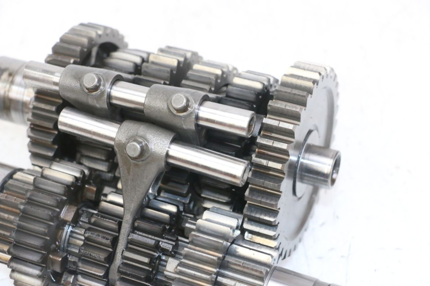 photo de CAMBIO HONDA CB R 1000 (2018 - 2023) - Angolazione alternativa