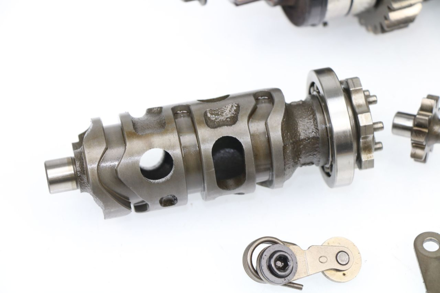 photo de Scatola del cambio HONDA CBF N 600 (2008 - 2010) - Caratteristiche distintive