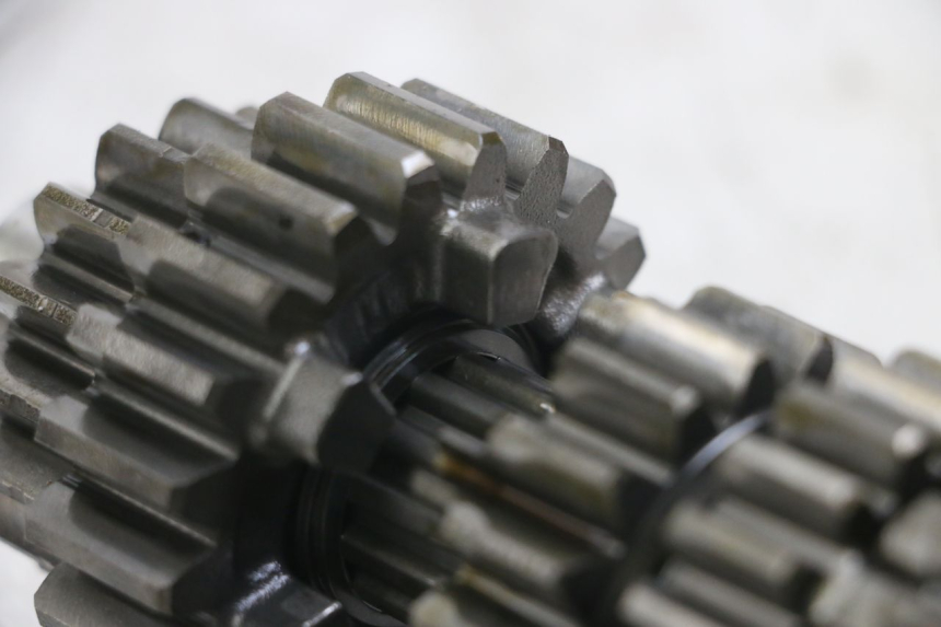 photo de CAMBIO HONDA CBRF CBR-F PC41 600 (2011 - 2013) - Stato della superficie e materiale