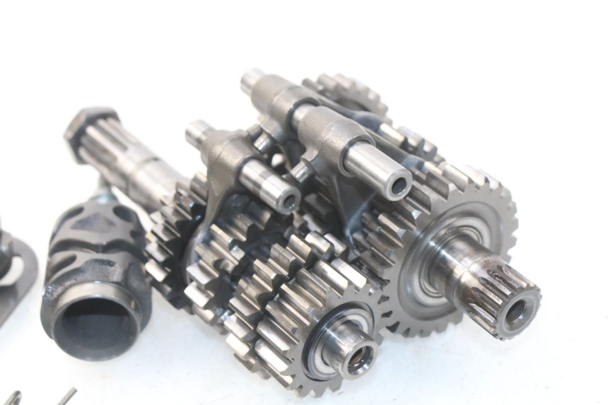 photo de CAMBIO HONDA CRF CR-F 450 (2001 - 2005) - Caratteristiche distintive