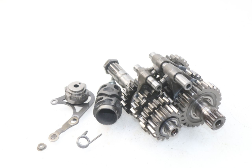 photo de CAMBIO HONDA CRF CR-F 450 (2001 - 2005) - Primo piano ad alta risoluzione