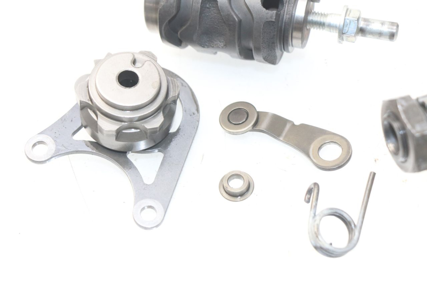 photo de CAMBIO HONDA CRF CR-F 450 (2001 - 2005) - Ispezione visiva dettagliata