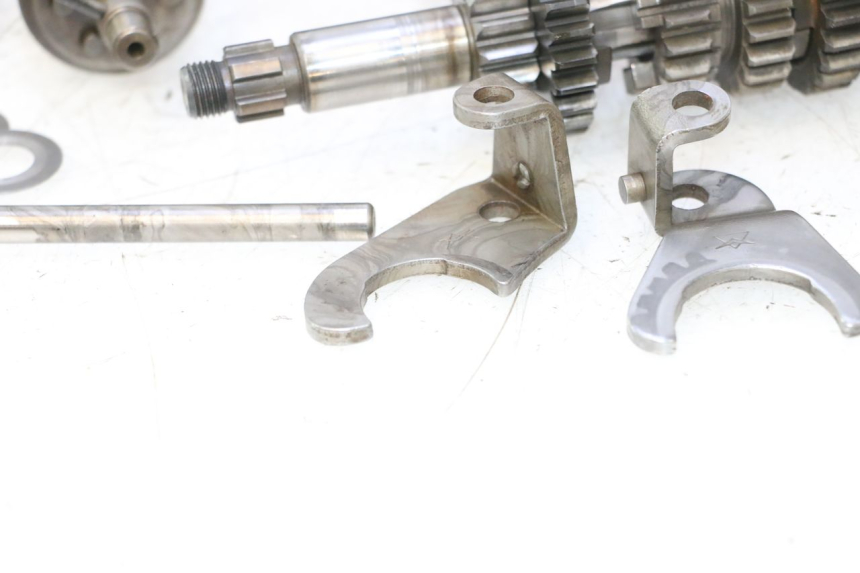 photo de CAMBIO HM HONDA CRM DERAPAGE RR 50 (2006 - 2017) - Focus sulla struttura