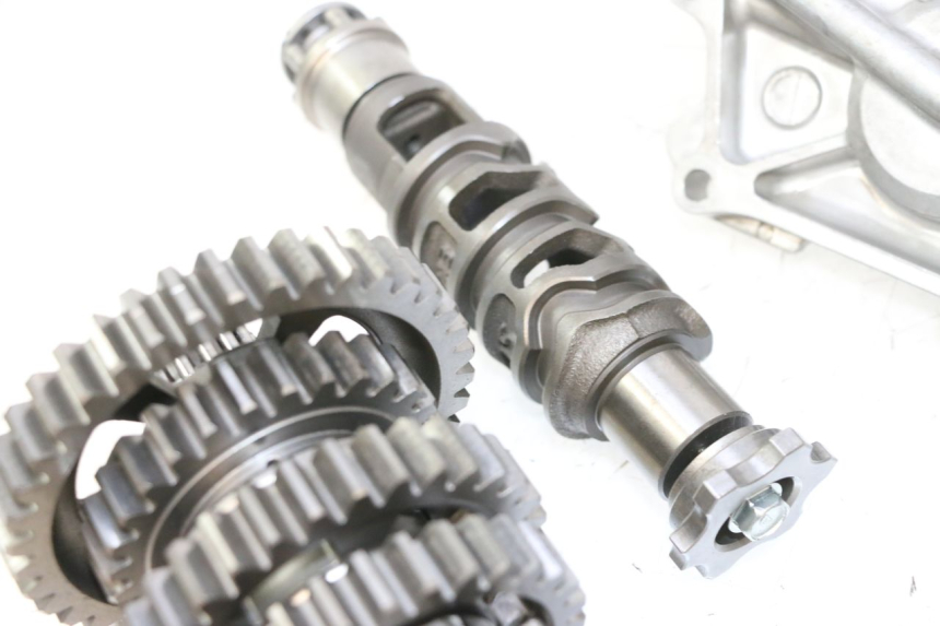 photo de CAMBIO KAWASAKI ER-6 ER6 N 650 (2005 - 2009) - Stato della superficie e materiale