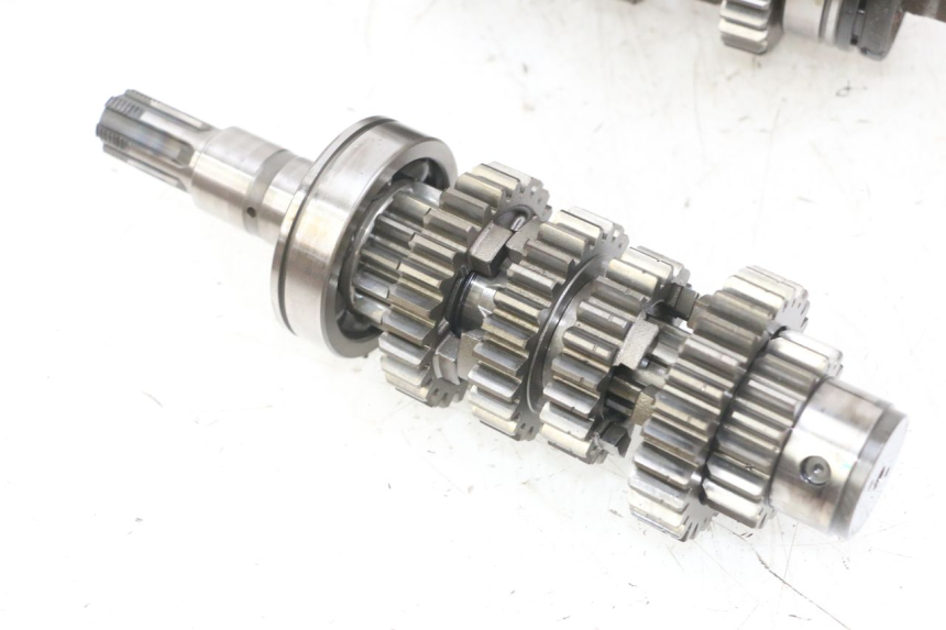 photo de CASSA DEL CAMBIO SUZUKI GS GSE 500 (2001 - 2003) - Primo piano ad alta risoluzione