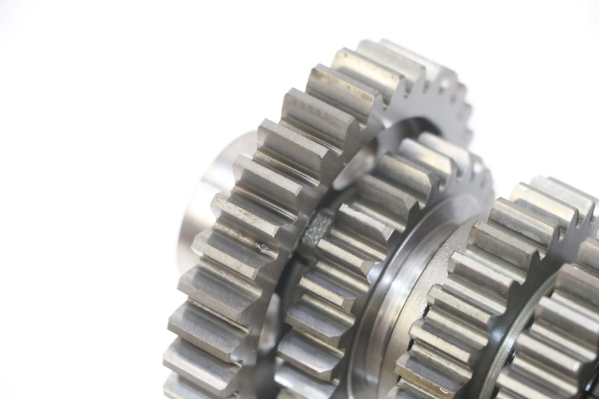 photo de CASSA DEL CAMBIO SUZUKI GS GSE 500 (2001 - 2003) - Primo piano tecnico