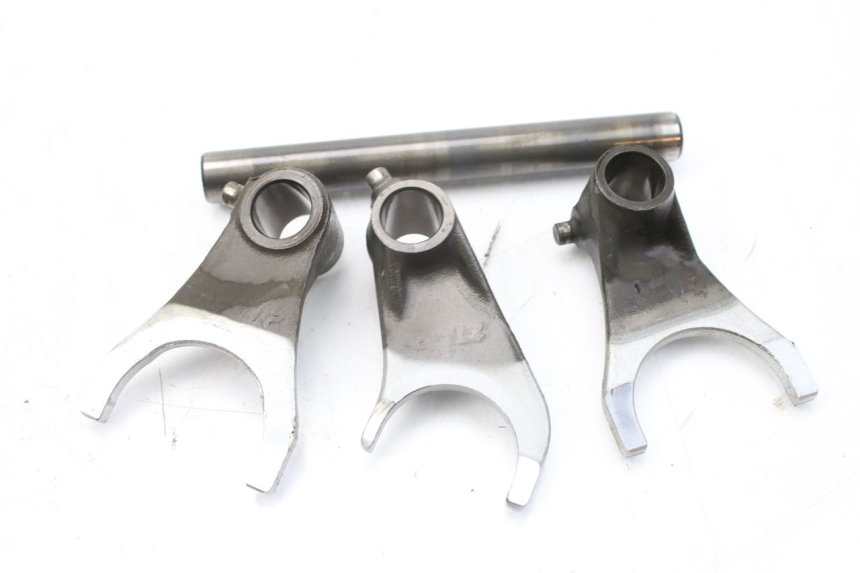 photo de CAMBIO SUZUKI GSF S BANDIT 600 (2000 - 2004) - Altra angolazione