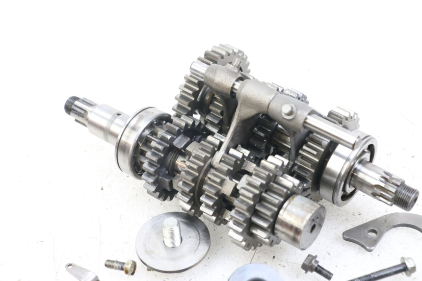 photo de CAMBIO SUZUKI GSX E 250 (1982 - 1983) - Zoom sullo stato d'uso