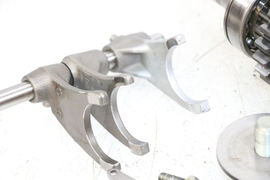 photo de CAMBIO SUZUKI GSX E 250 (1982 - 1983) - Altra angolazione