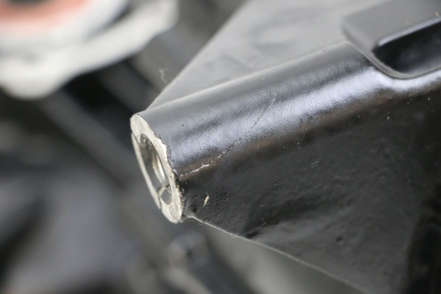 photo de CAMBIO MOTO GUZZI NORGE 8V GT 1200 (2011 - 2016) - Dettagli dei punti di fissaggio