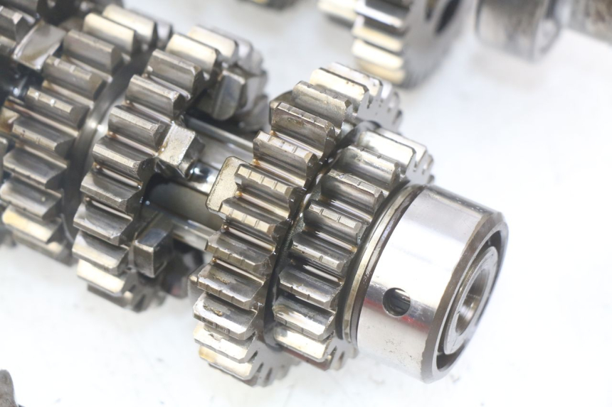 photo de CAMBIO TRIUMPH SPRINT ST 955 (1999 - 2001) - Dettaglio del componente