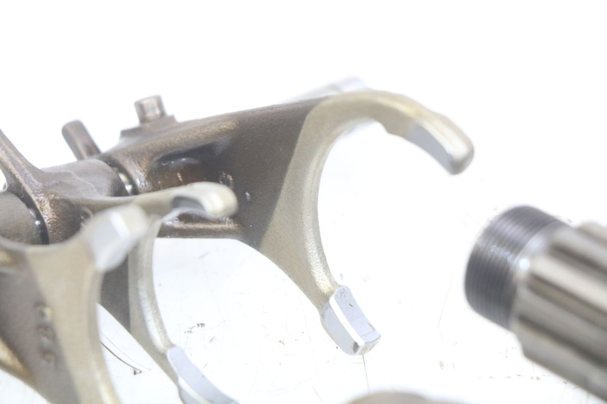 photo de CAMBIO TRIUMPH SPRINT ST 955 (1999 - 2001) - Altra angolazione