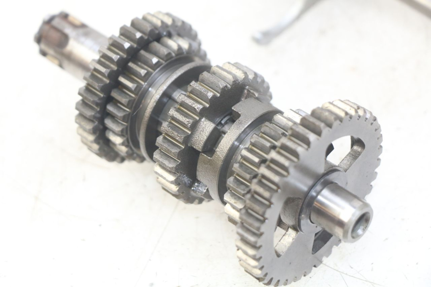 photo de CAMBIO YAMAHA SR 125 (1982 - 2003) - Dettagli dei punti di fissaggio