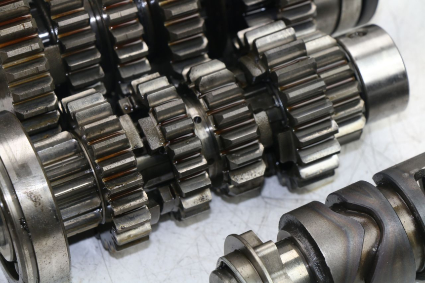 photo de Scatola del cambio SUZUKI GSF S BANDIT ABS 650 (2005 - 2006) - Angolazione alternativa