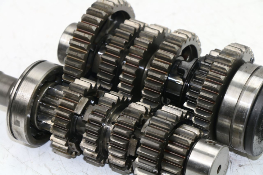 photo de Scatola del cambio SUZUKI GSF S BANDIT ABS 650 (2005 - 2006) - Dettagli dei punti di fissaggio