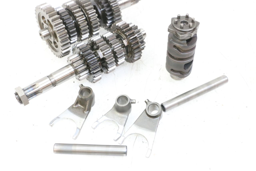 photo de Scatola del cambio SUZUKI SV S 650 (1999 - 2002) - Dettagli dei punti di fissaggio