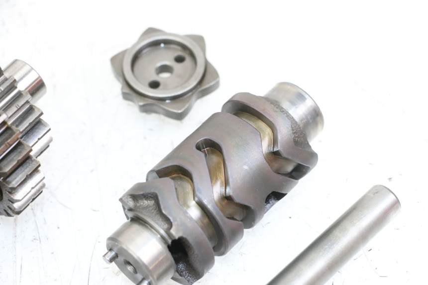 photo de Scatola del cambio SUZUKI SV S 650 (1999 - 2002) - Altra vista dell'articolo