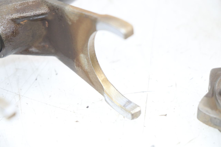 photo de CAMBIO SUZUKI SV N 650 (1999 - 2002) - Angolazione alternativa