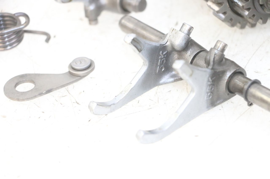 photo de CAMBIO YAMAHA TDR DELTABOX 125 (1997 - 2003) - Stato della superficie e materiale