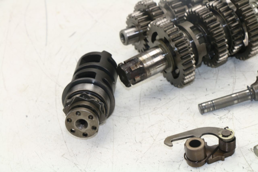 photo de Scatola del cambio YAMAHA VIRAGO 125 (1996 - 2003) - Zoom sui componenti