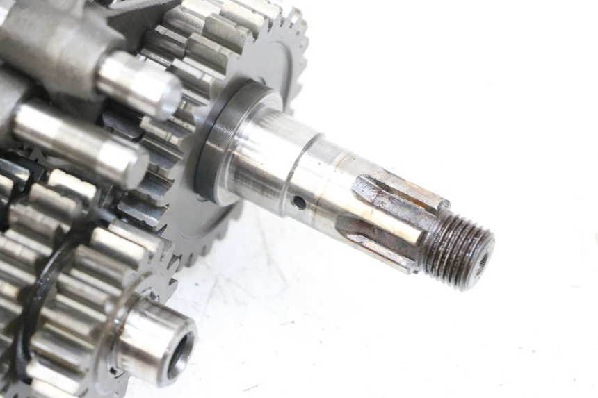 photo de CAMBIO SUZUKI VL INTRUDER 125 (2004 - 2007) - Stato della superficie e materiale