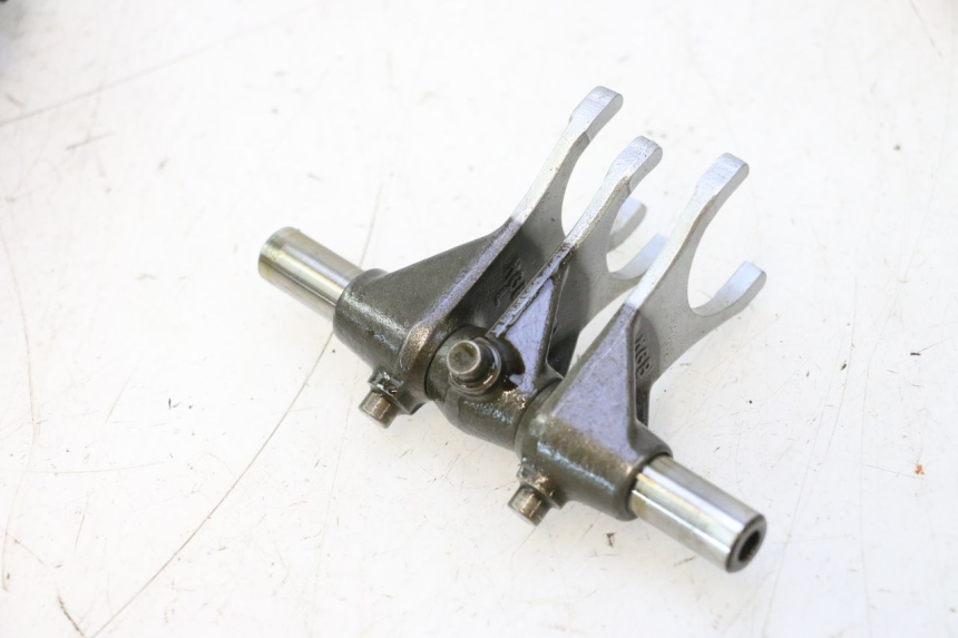 photo de CAMBIO HONDA XLV VARADERO 125 (2007 - 2012) - Altra angolazione
