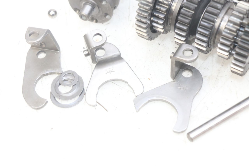 photo de CAMBIO PEUGEOT XP6 50 (2006 - 2011) - Stato della superficie e materiale