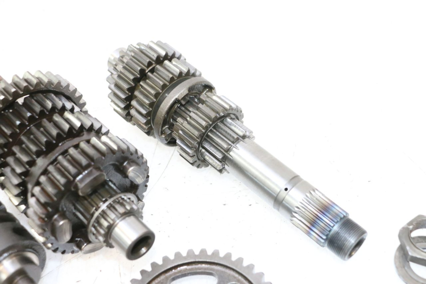 photo de CAMBIO HONDA XRV AFRICA TWIN 750 (1990 - 1992) - Dettagli dei punti di fissaggio