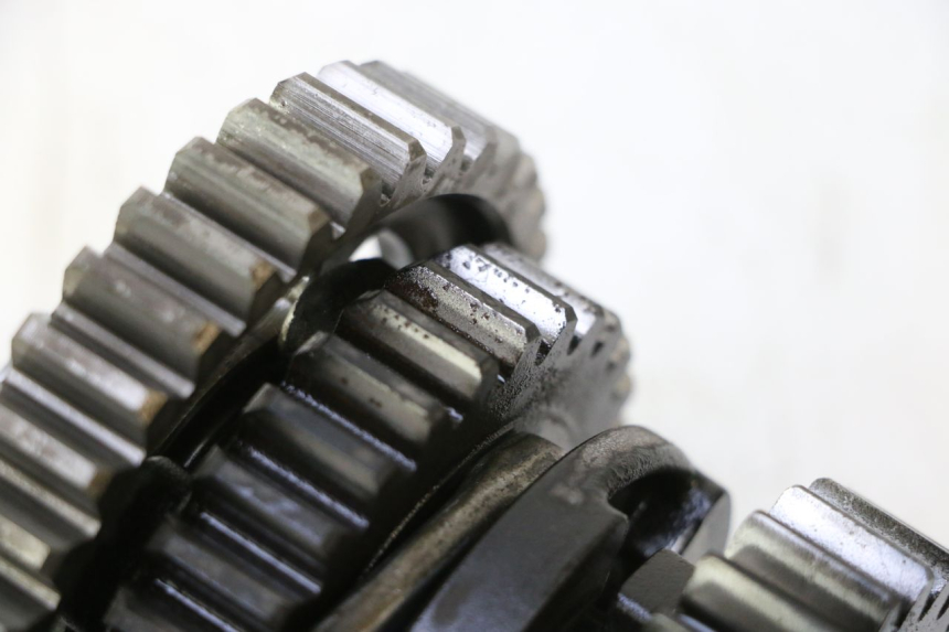 photo de CAMBIO HONDA XRV AFRICA TWIN 750 (1990 - 1992) - Primo piano tecnico