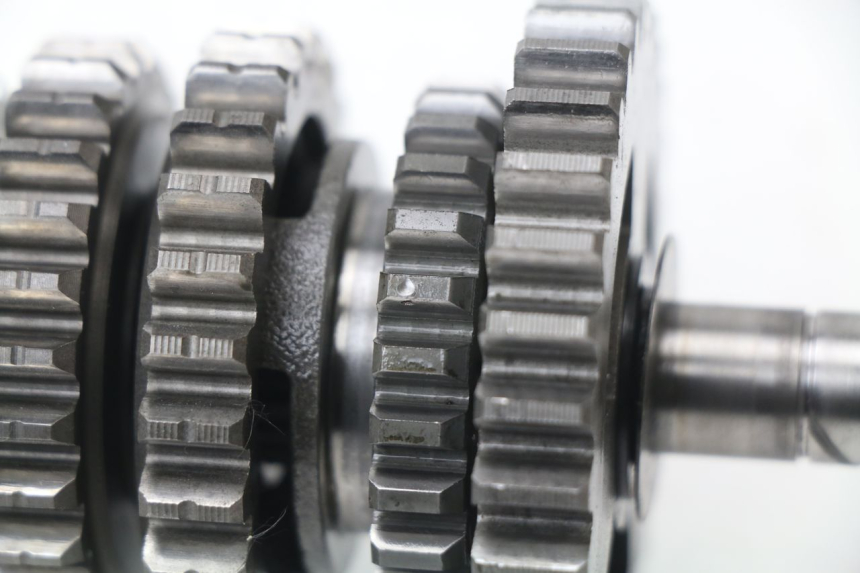 photo de CAMBIO YAMAHA YZ 125 (1998 - 2005) - Primo piano tecnico