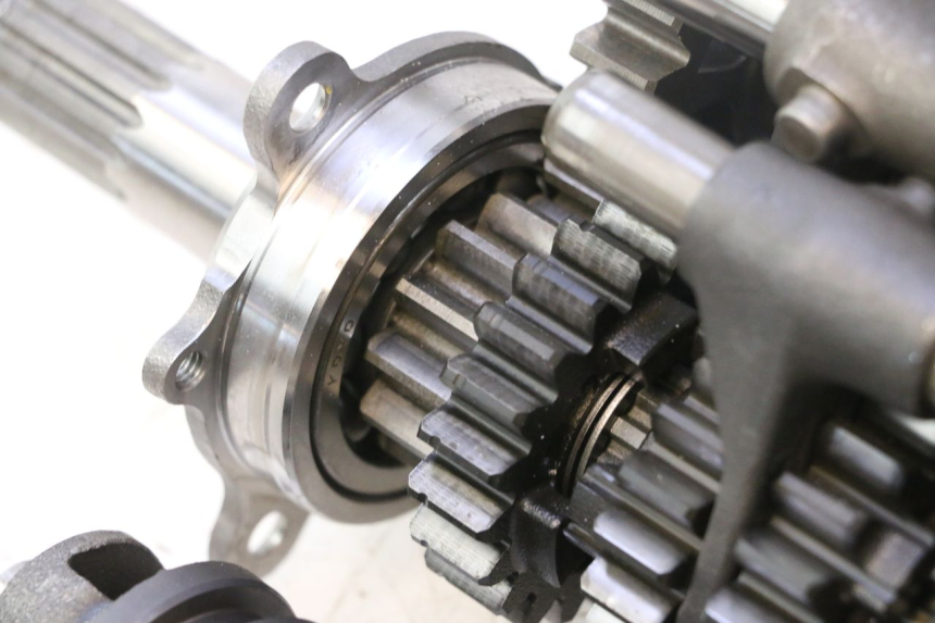 photo de CAMBIO YAMAHA YZF R6 600 (2008 - 2009) - Altra angolazione