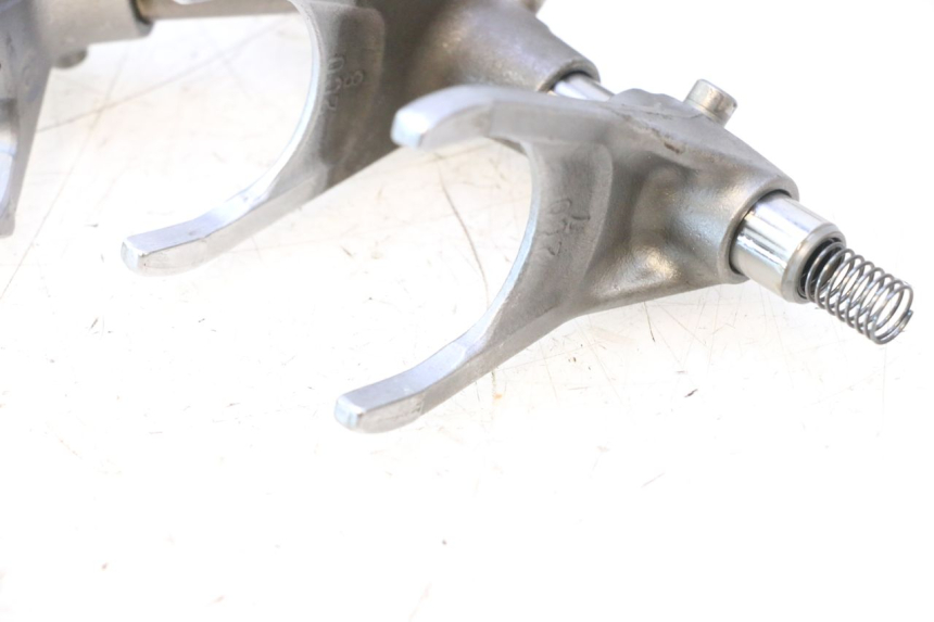 photo de CAMBIO YAMAHA YZF R6 600 (2008 - 2009) - Ricambio usato controllato